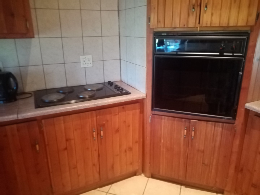 3 Bedroom Property for Sale in Petrusburg Free State